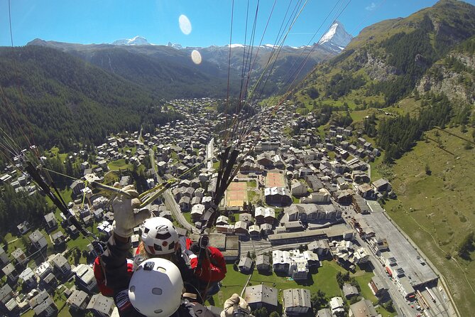 20 to 25 Minute Tandem Paragliding in Zermatt and Matterhorn View - Twenty to 25 minutes above the Matterhorn