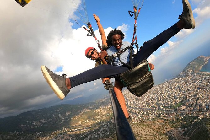 Alanya Tandem Paragliding Everyday w/ Free Hotel Transfer - Flying above Cleopatra Bay