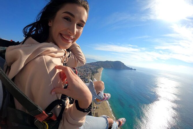Alanya Tandem Paragliding Everyday w/ Free Hotel Transfer - Who will enjoy this most