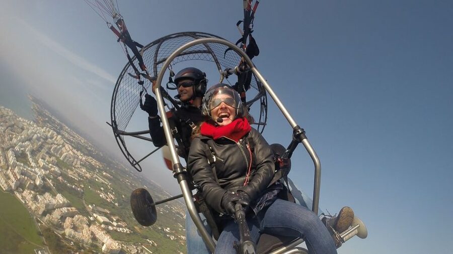 Albufeira: Paragliding and Paratrike Tandem Flights - Flying above the Algarve coast near Albufeira