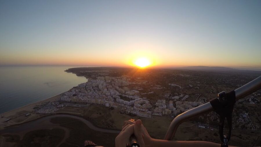 Albufeira: Sunset Paragliding Flight - Who will enjoy this Albufeira flight