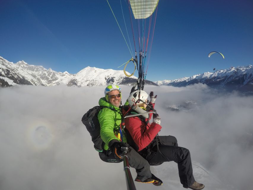 Aletsch Arena: Paragliding Tandem Flight Basic - Meeting your pilot in Fiesch