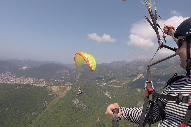 Bečići Standard Paragliding Montenegro /All-inclusive - Who will enjoy this most?