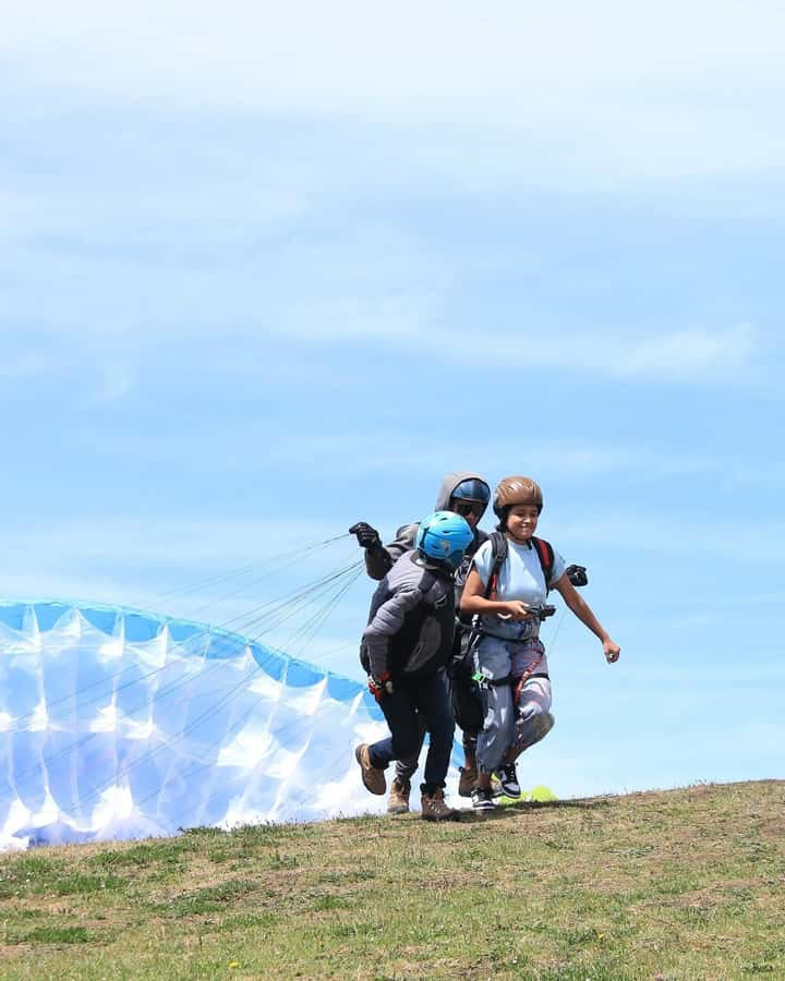Bogota: Paragliding activity in La Calera with transfers - What you can see from the air