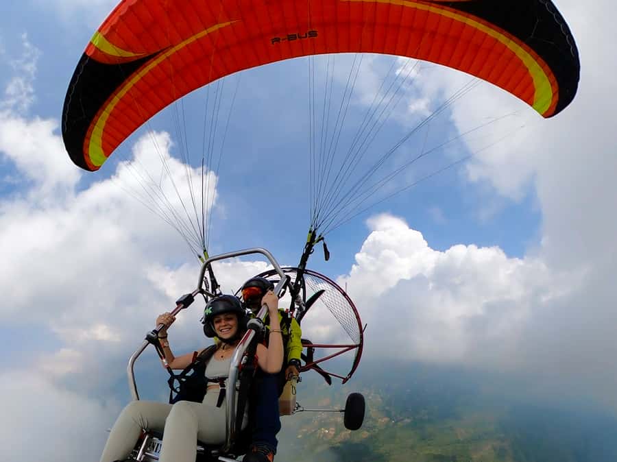 Cali: Paratrike Flight - Paragliding - A first flight with a certified pilot