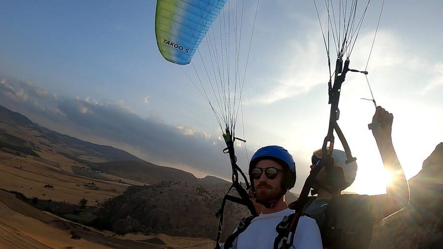 Caminito Del Rey Environment: Tandem paragliding flights - Guide attention and safety preparation