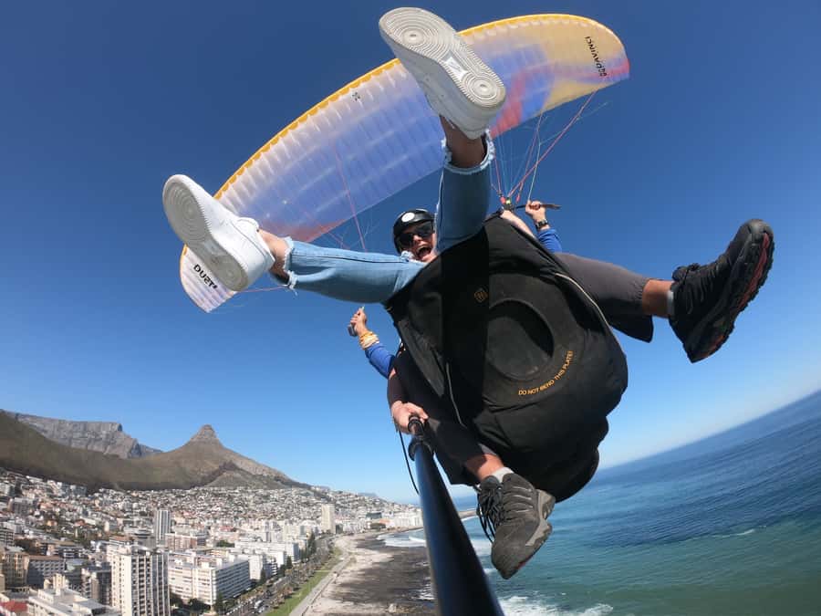 Cape Town: Tandem Paragliding Flight with the Experts - What the pilot does, and what you learn