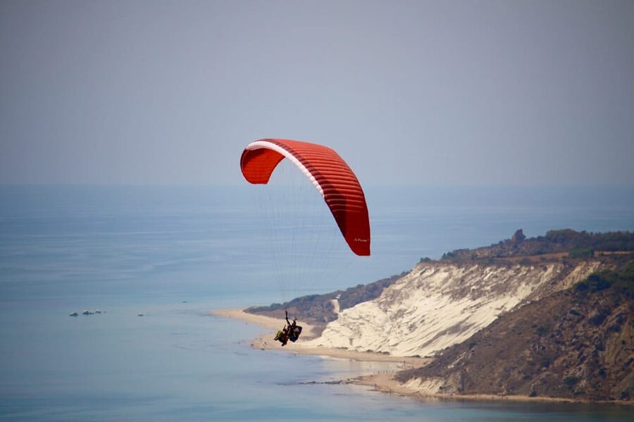 Cefalù: tandem paragliding flight and insta360 video - Should you book the Cefalù tandem flight?