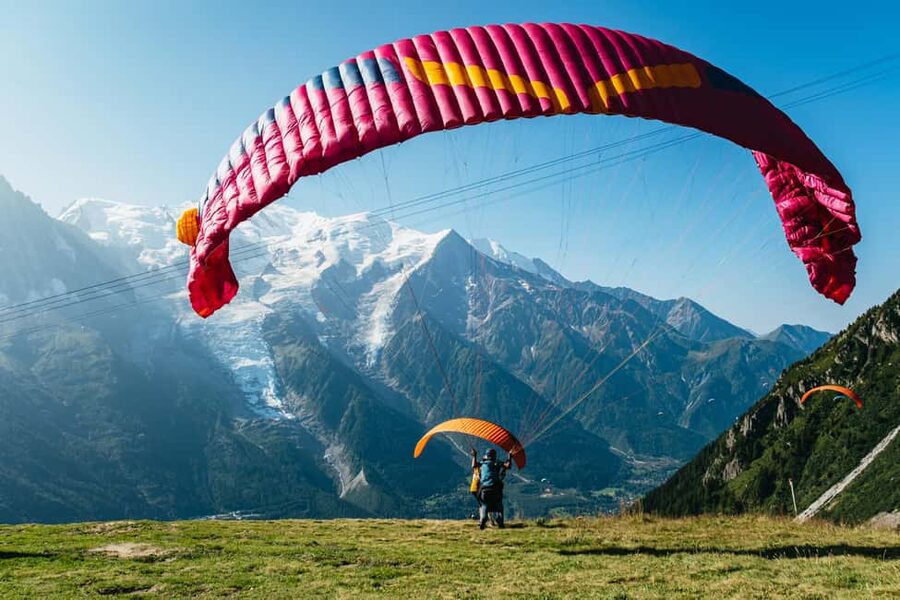 Chamonix: Tandem Paragliding Flight - What the $187 price really covers