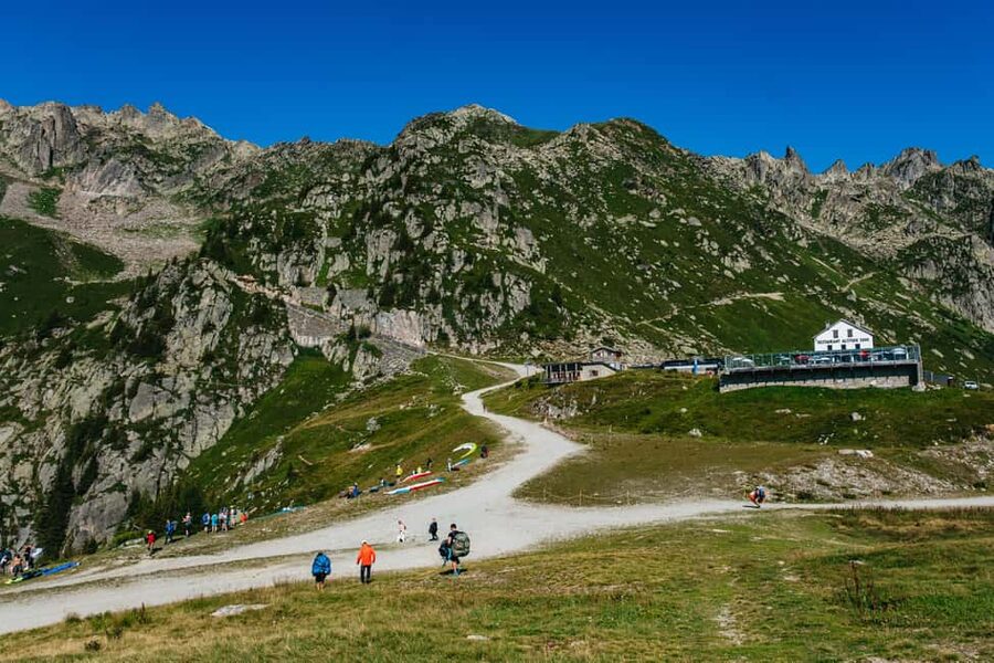 Chamonix: Tandem Paragliding Flight - Nervous first-timers and people who fear heights