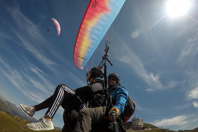 DAVOS: Paragliding For 2 Passengers - Together In The Air! (Video&Photos Incl.) - Takeoff: follow the pilot and let the wing work