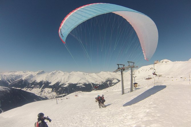 Davos Paragliding Private Tandem Pilot Half Day - The flight itself: quiet, smooth, and adjustable