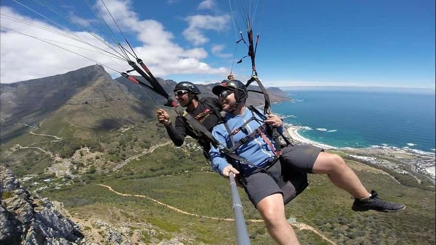 Discover Cape Town Tandem Paragliding - The real draw: Cape Town from a paraglider