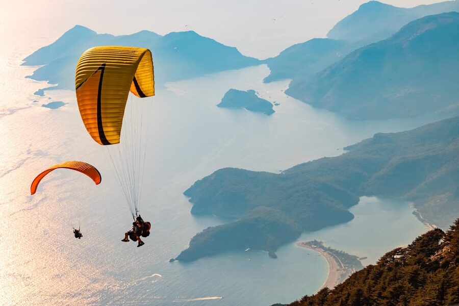 Exciting Paragliding In Fethiye Babadağ - Getting ready for the flight from Ölüdeniz