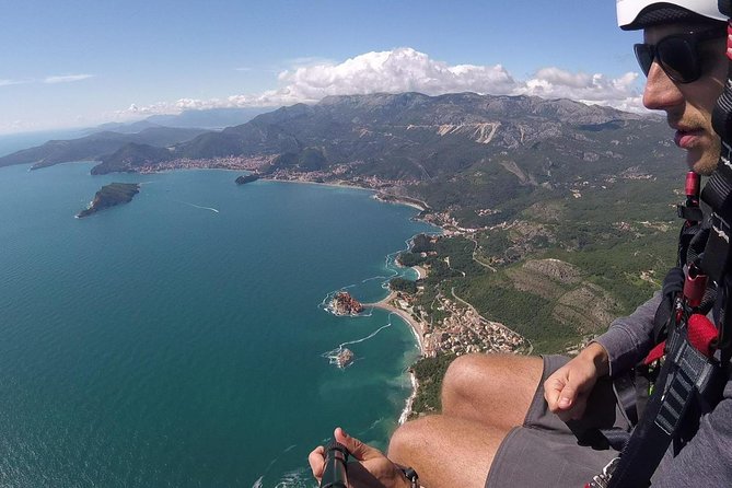 Exclusive Paragliding Montenegro - The Landing and Return to the Meeting Point