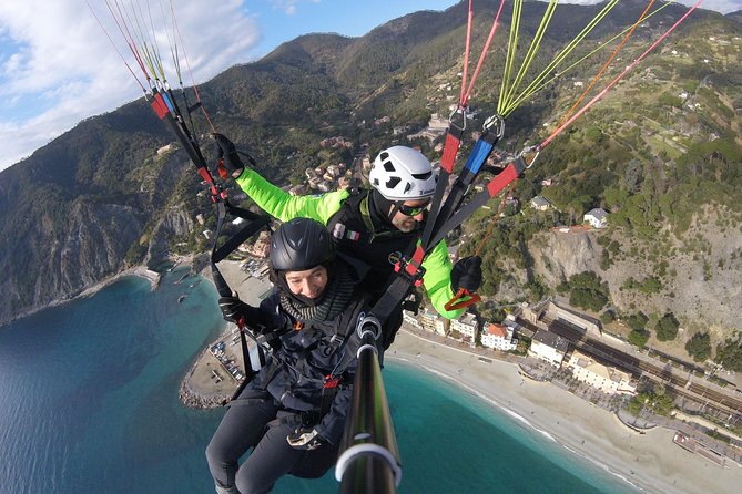 Experience Excitement With Paramator or paragliding. - Key points at a glance