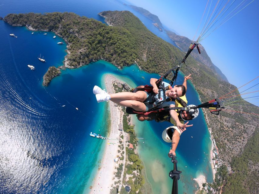 Fethiye: Babadag Tandem Paragliding Flight over Oludeniz - The launch: a short moment that feels big
