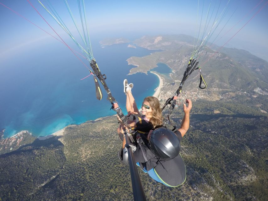 Fethiye: Tandem Paragliding Experience w/Hotel Pickup - What the tandem flight feels like