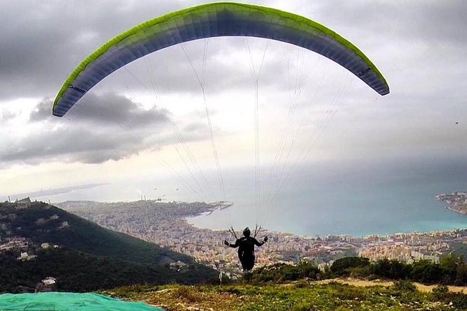 First Paragliding Club in Lebanon - Since 1992 - A calm ride with an adrenaline edge