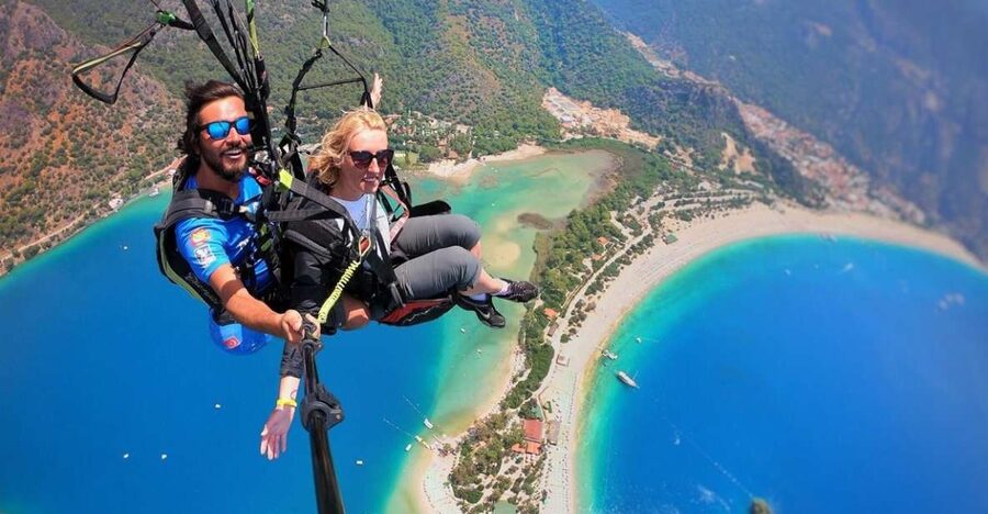 From Dalaman/Sarigerme: Fethiye Tandem Paragliding - The mountain briefing and tandem setup