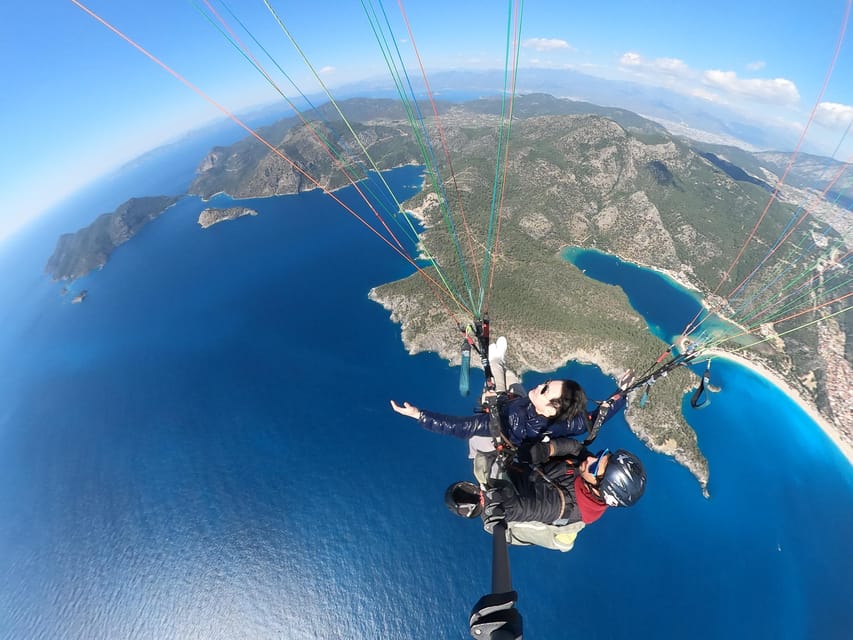From Fethiye: Oludeniz Paragliding Trip with Transfer - Reaching Babadağ and preparing for takeoff