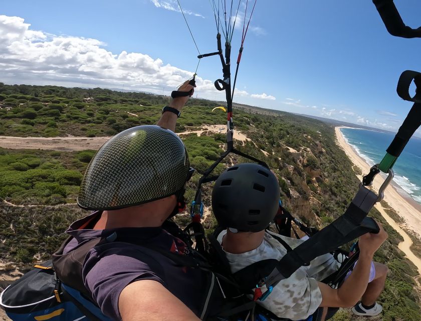 From Lisbon: Paragliding Pack (Flight+Video+Transportation) - Is $206 good value?