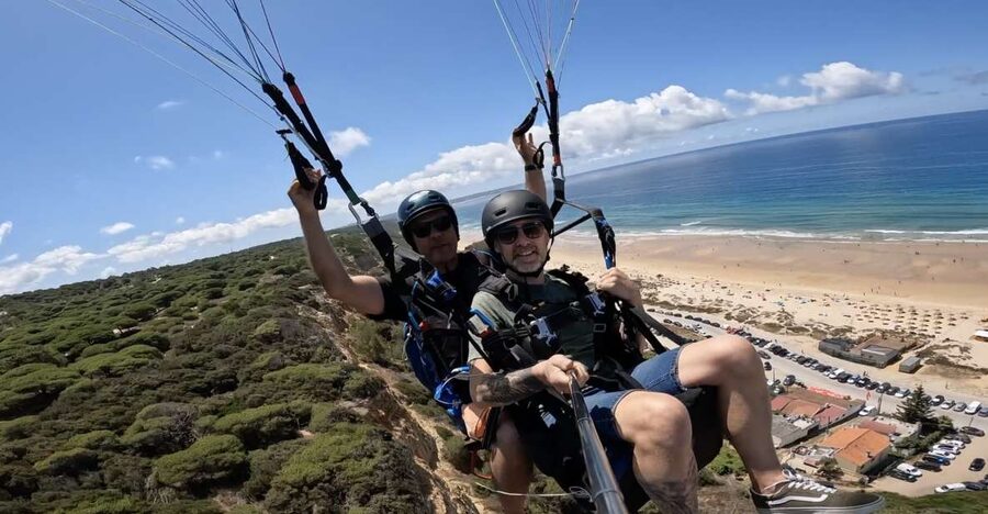 From Lisbon: Paragliding Tandem Flight - Flying above the Lisbon coastline