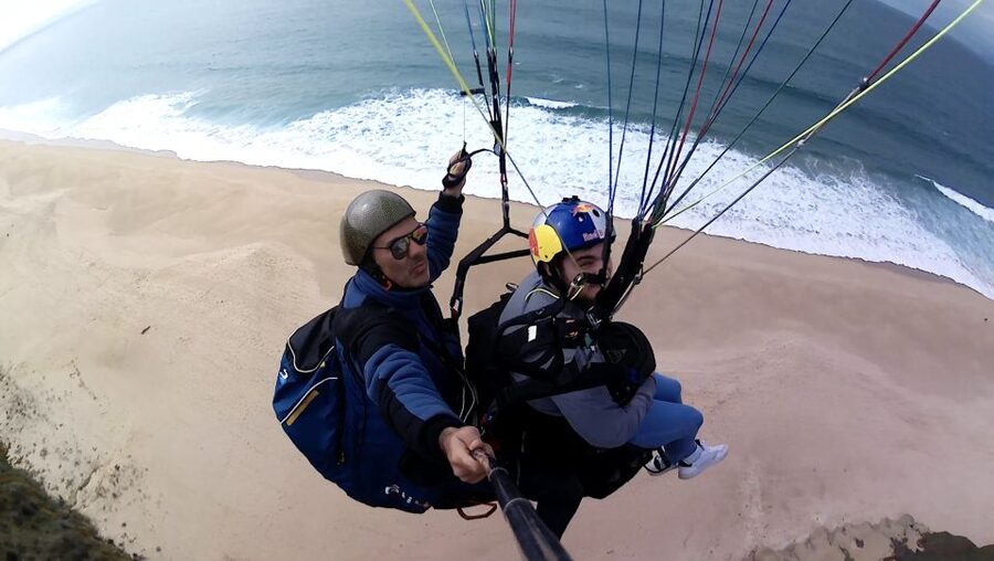 From Lisbon: Paragliding Tandem Flight - What to wear and who can fly