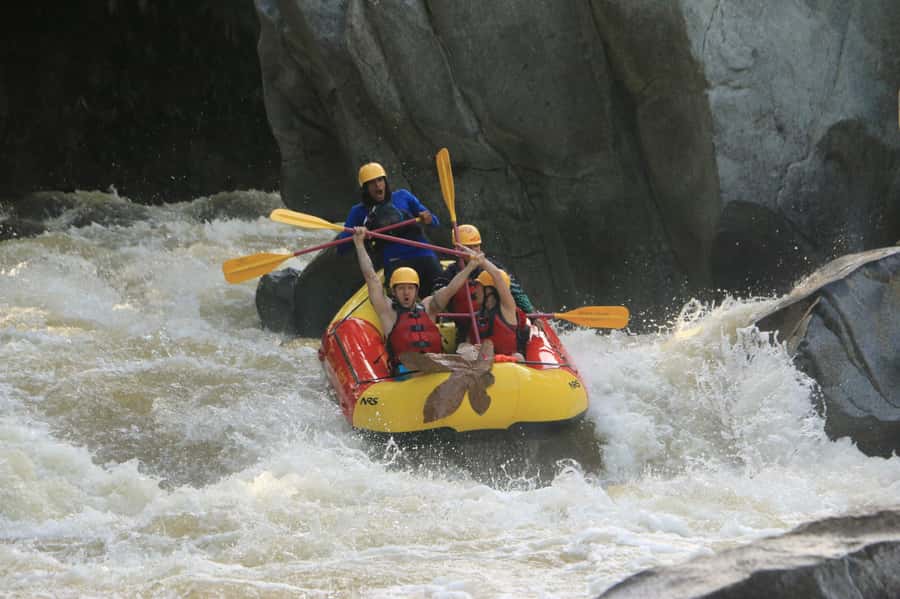 From Medellín: Paragliding and Rafting Combo Tour - What the guides add to the day