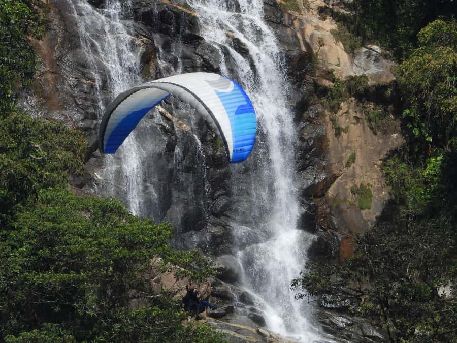 From MedellĂn: Paragliding Flight and Guatape Tour - The road from MedellĂn to Cocorna