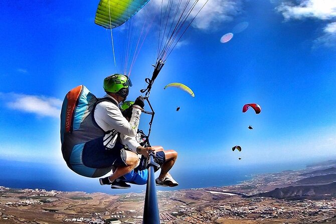 GOLD paragliding flight including videos/photos, t-shirt and a bottle of Cava - From Costa Adeje to the launch hillside