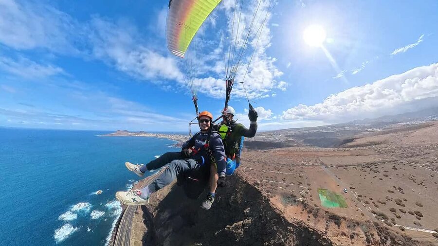 Gran Canaria: Paragliding Flight & Banana Plantation Tour - Key points at a glance