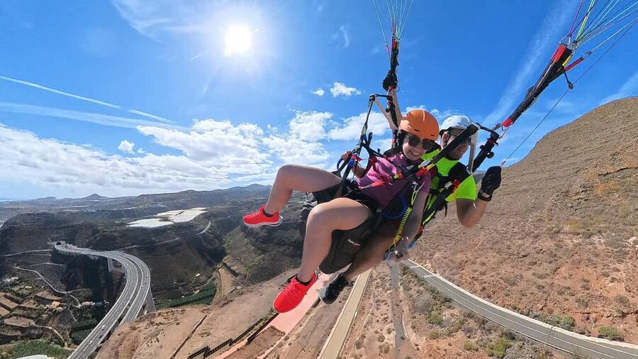 Gran Canaria: Paragliding Flight with Tapas & Pickup - Jacob’s safety briefing and local weather sense