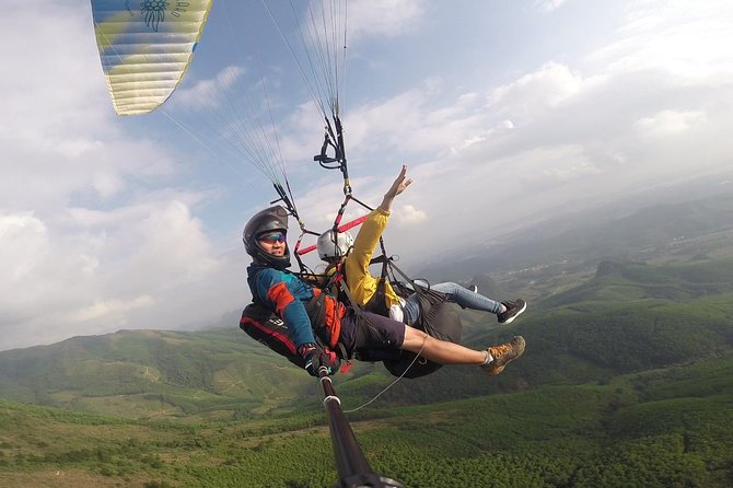 Hanoi Sky Tour: Paragliding - Safety, weather, and what to wear
