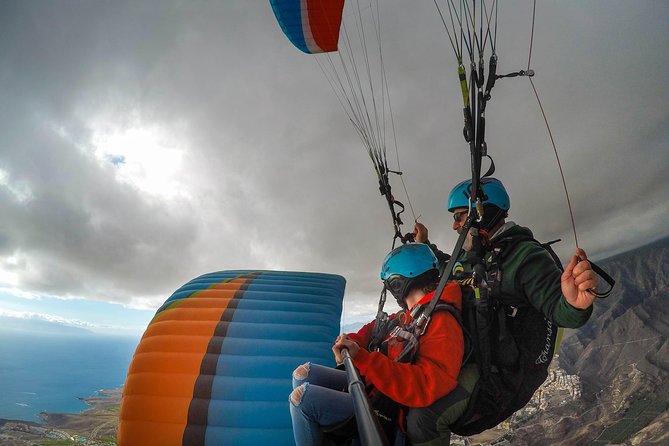 High Performance Paragliding Tandem Flight in Tenerife South - Is $157.28 a fair price?