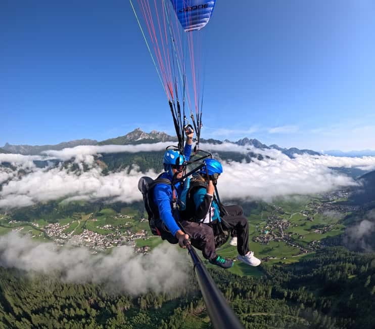 Innsbruck: Paragliding Adventure - About 15 minutes over the Alps