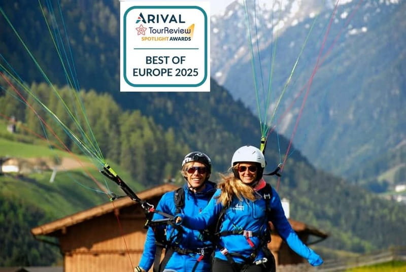 Innsbruck: Paragliding Adventure - The ride up to the Panoramabahn Elfer station