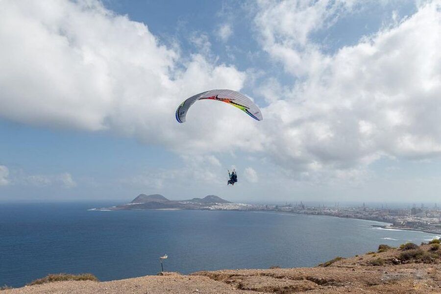 Las Palmas: Paragliding Tandem Flight with Instructor - Why the views are the main attraction