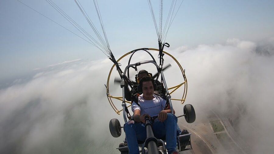Lima: Paragliding Flight Over Costa Verde Districts - Finding the Meeting Point and Getting Home