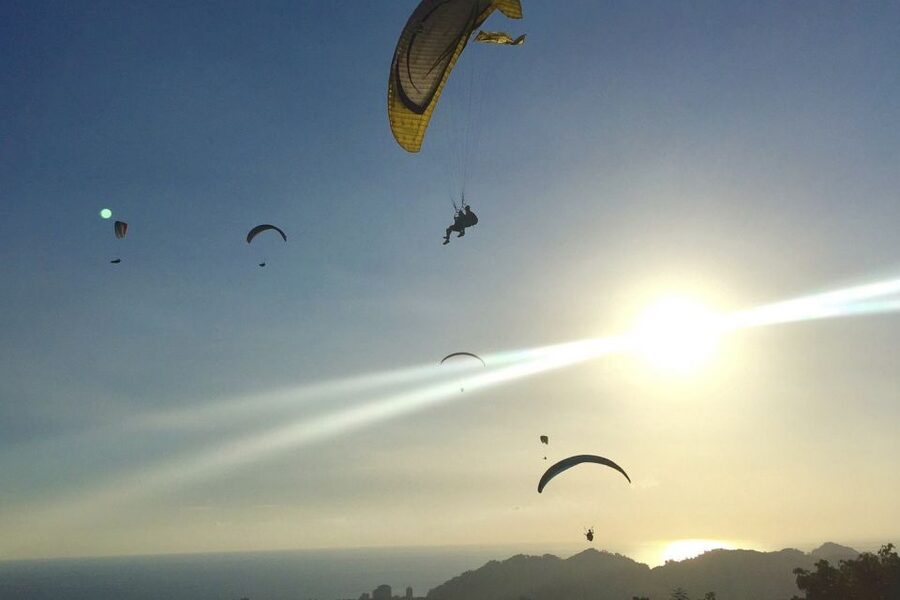 Los Angeles: 30-Minute Tandem Paragliding Experience - What takeoff feels like at 1,400 or 3,000 feet