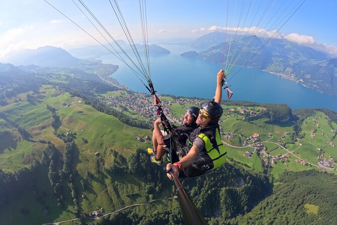 Lucerne: Paragliding Tandem Flights - Why a tandem flight is a fine way to see Lucerne