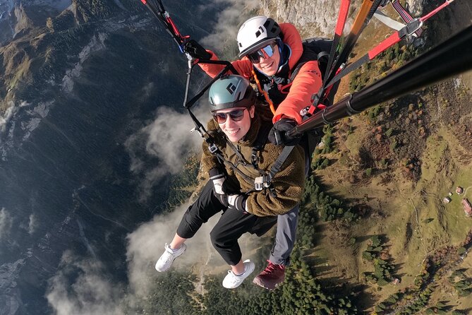Lucerne: Paragliding Tandem Flights - Starting at Niederbauen and riding up to takeoff