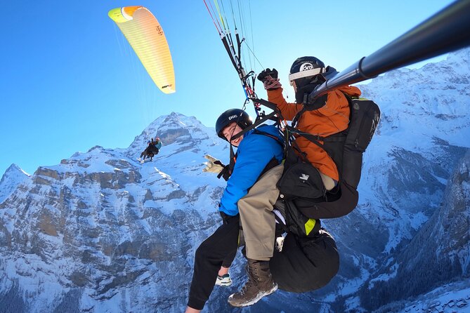 Lucerne: Paragliding Tandem Flights - Landing near the official area