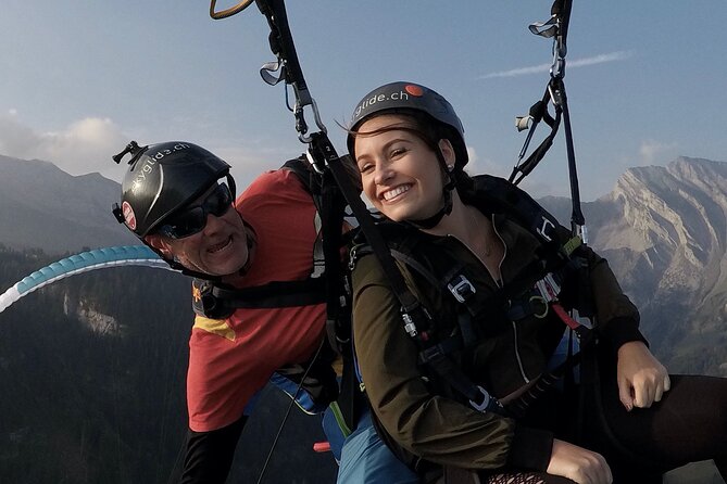 Luzern / Lucerne Professional Paragliding Tandem Flights - Meeting at Stans Main Station