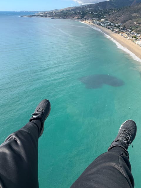 Malibu Hills to Beach: Tandem Paragliding Flight Adventure - Learning to turn without overcomplicating it