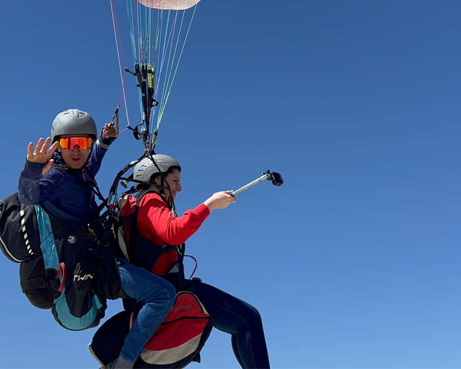 Marrakech: Atlas Mountains Paragliding Tour with Video - Mint tea and a calm finish