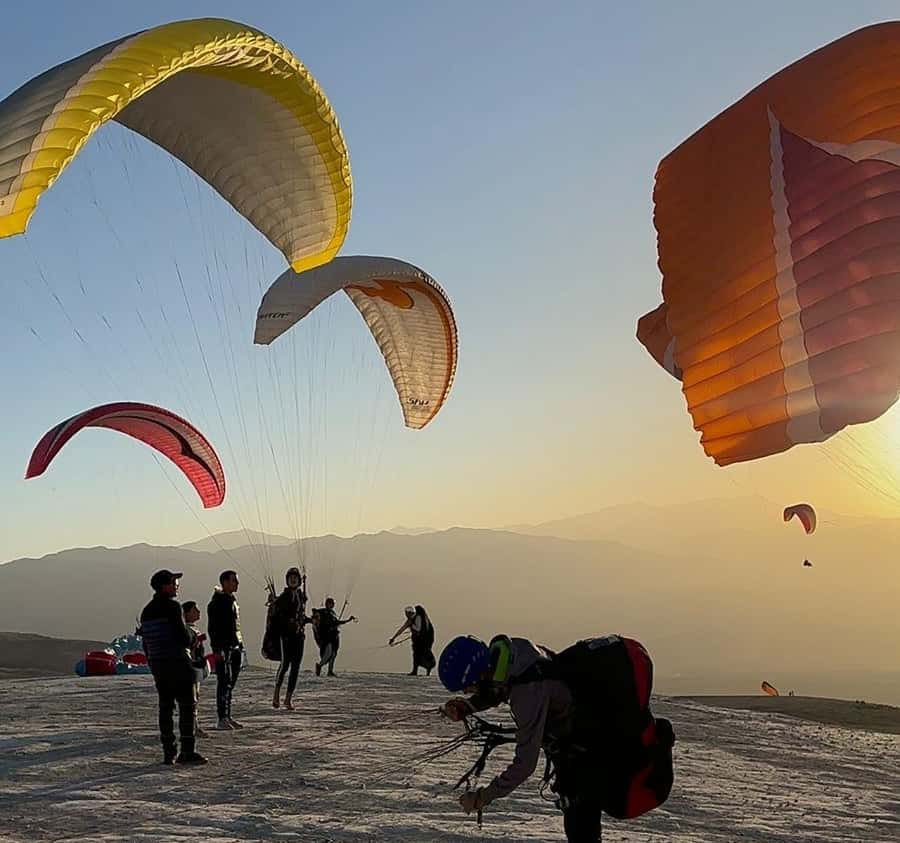 Marrakech: Paragliding over Agafay Desert & Atlas Mnt Views - Flying above Agafay at 1,000 meters