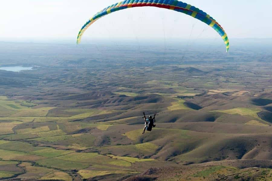 Marrakech: Paragliding over Agafay Desert & Atlas Mnt Views - What the 15-minute flight feels like