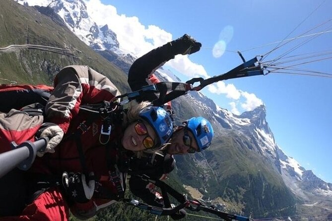 Matterhorn Paragliding flight in Zermatt (20-25min) - Photos, video, and the camera question