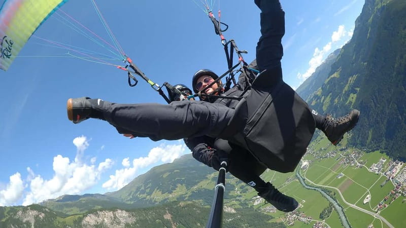 Mayrhofen: Private Paragliding Flight - All Levels - Freedom - Twenty to twenty-five minutes above the Zillertal Alps